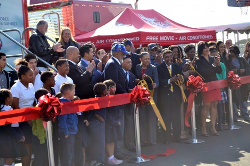 Tuskegee Airmen, Nelson Robinson, Alphonso Harris and District 4 Councilmember, Myrtle Cole on hand to cut ribbon.