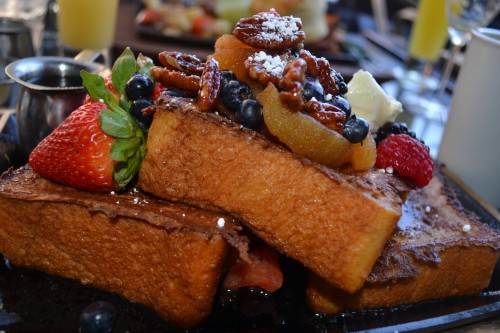 The Tractor Room's mouth watering, Nutmeg French Toast with hot caramelized apples & toasted pecans. Photo: The Chocolate Voice