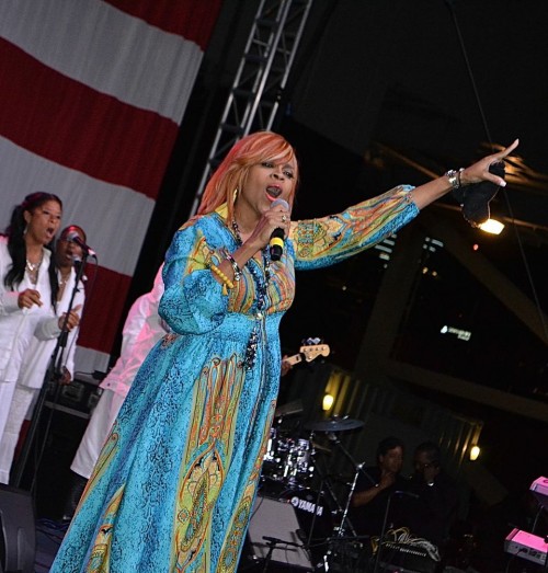 Award winning artist, Karen Clark-Sheard,  performs aboard the U.S.S. Midway