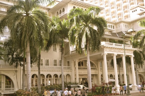 Westin Moana Surfrider - Cozy, Elegant and Regal. 