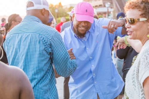 Cousin's Cedalue Mitchell and Terry Braggs overjoyed seeing each other.